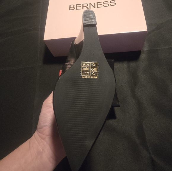 Swank a posh Black boots - Picture 5 of 6